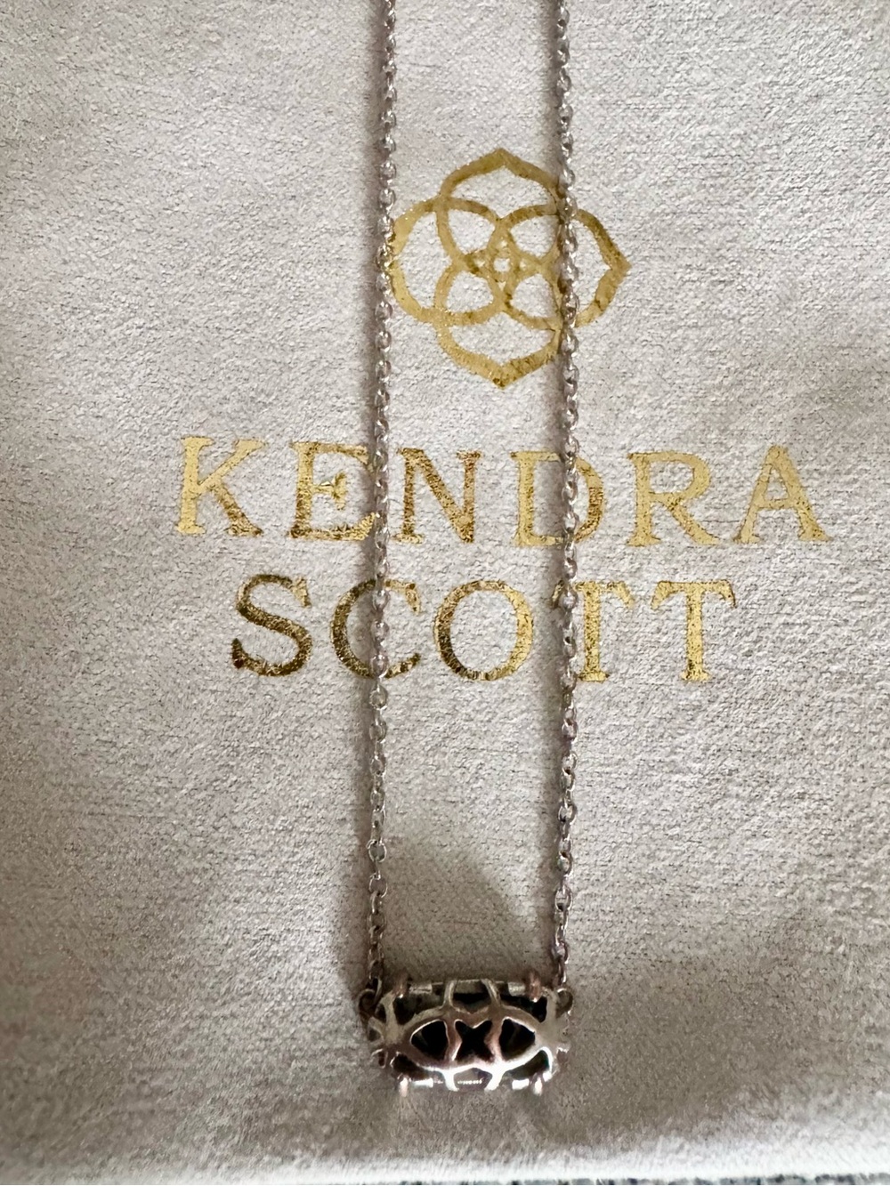 Kendra Scott Silver Filigree Pendant Necklace